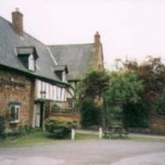 pub-Nags-Head-small-300×196